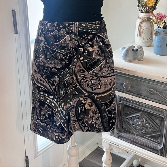 Ann Taylor Floral A Line Cotton Skirt 8 - Picture 6 of 9